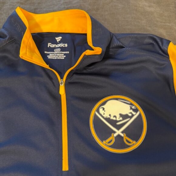 Buffalo Sabres Fanatics Quarter-Zip Pullover – Size Large - Picture 5 of 6